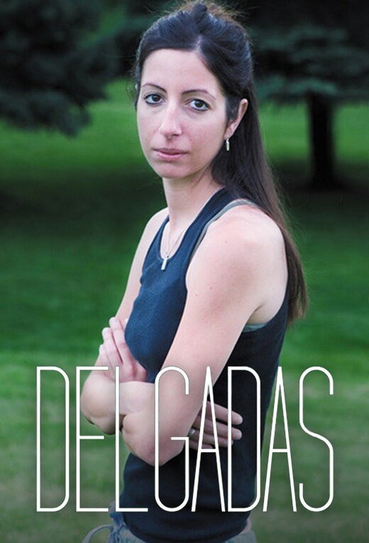 Portada del documental Thin en la imagen se observa una mujer con anorexia